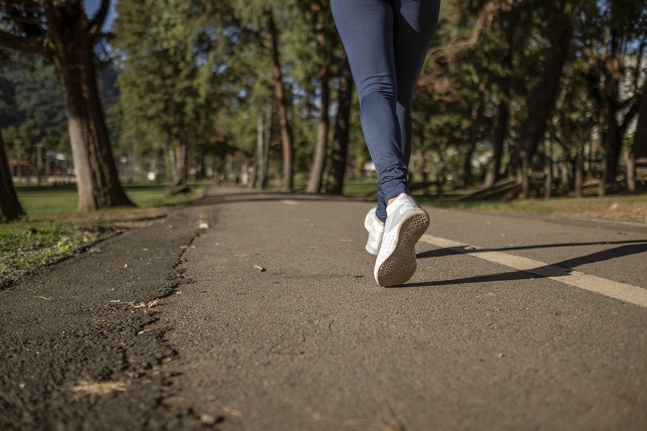 découvrez nos conseils et astuces pour adopter un mode de vie sain, alliant alimentation équilibrée, exercice physique régulier et bien-être mental.