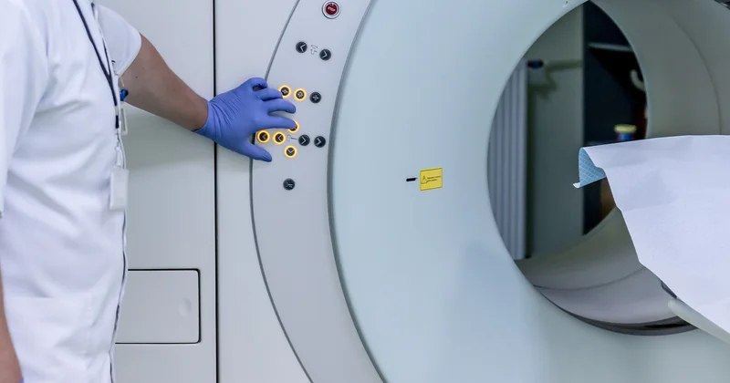 Quelles sont les causes des taches sur le cerveau ?