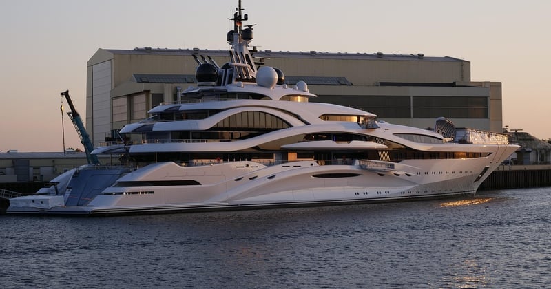 Bateau de luxe : 7 critères pour choisir le bon sans se tromper